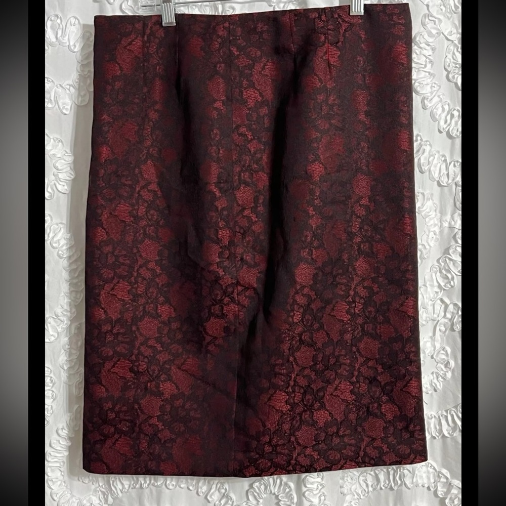 Women’s Size 10 Skirt Red & Black Color Lace Pencil Skirt Evan Picone
